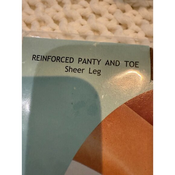 Sabra pantyhose color beige, NWT - Picture 3 of 5